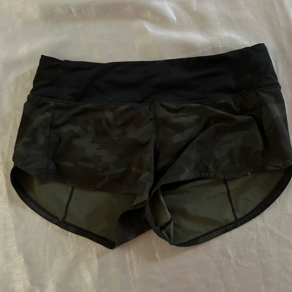 LULULEMON army print shorts